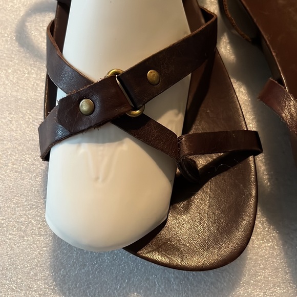 Bakers Leather Brown Sandals wrapped toe NWOT Size 8 flats - Picture 7 of 7